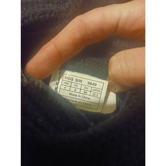 Ugg sweater bootie black Cardy short boot - Picture 5 of 6